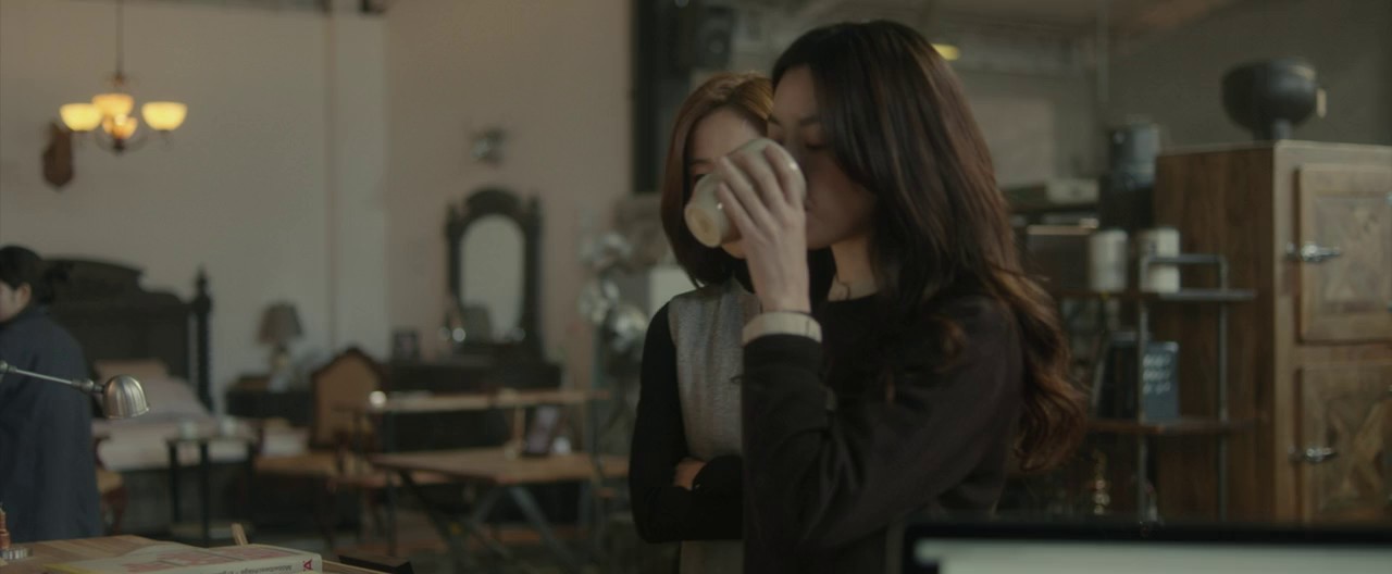 The Beauty Inside (2015) WEBRip Hindi + Tam + Tel + Kor 720p AVC AAC 2.0 ESub.mkv.0003